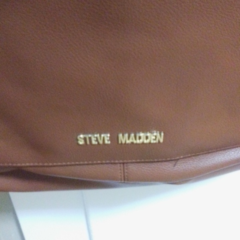 Steve Madden large purse - Picture 2 of 3